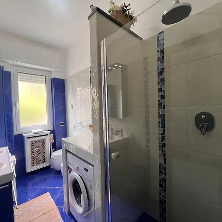 A Casa Di Alice 80 Mq 2b 1b, With Private Garage In Apartmán *